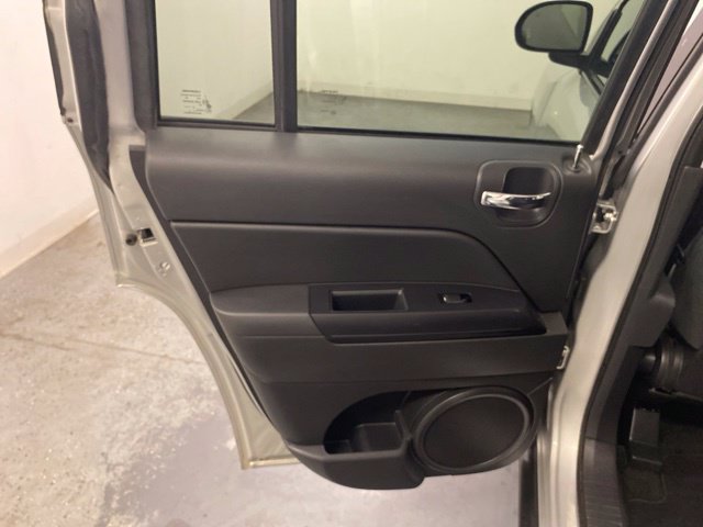 Used 2014 Jeep Compass Sport w/ Power Value Group AWD/4WD image 17