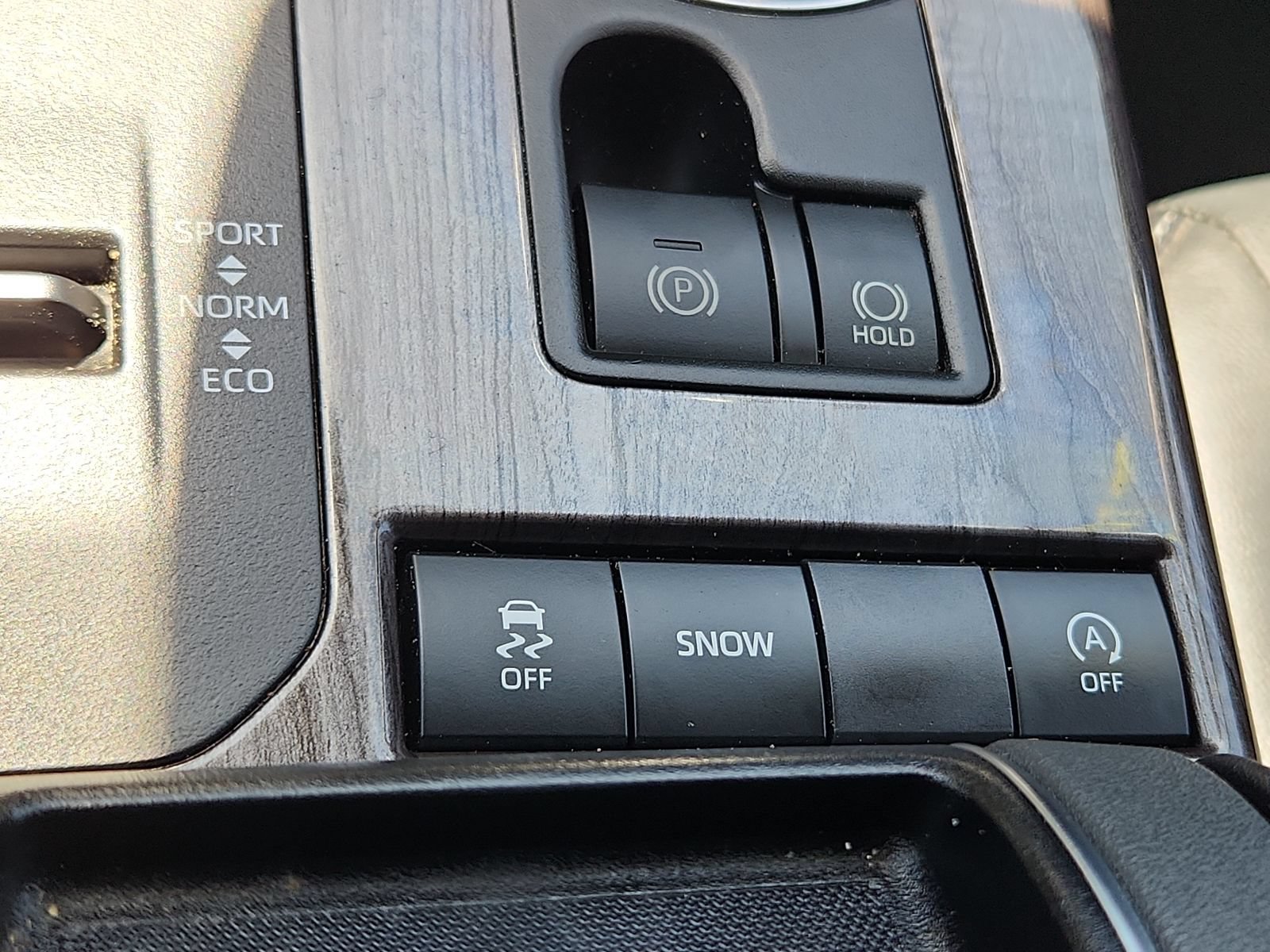 Used 2021 Toyota Highlander Platinum FWD image 14