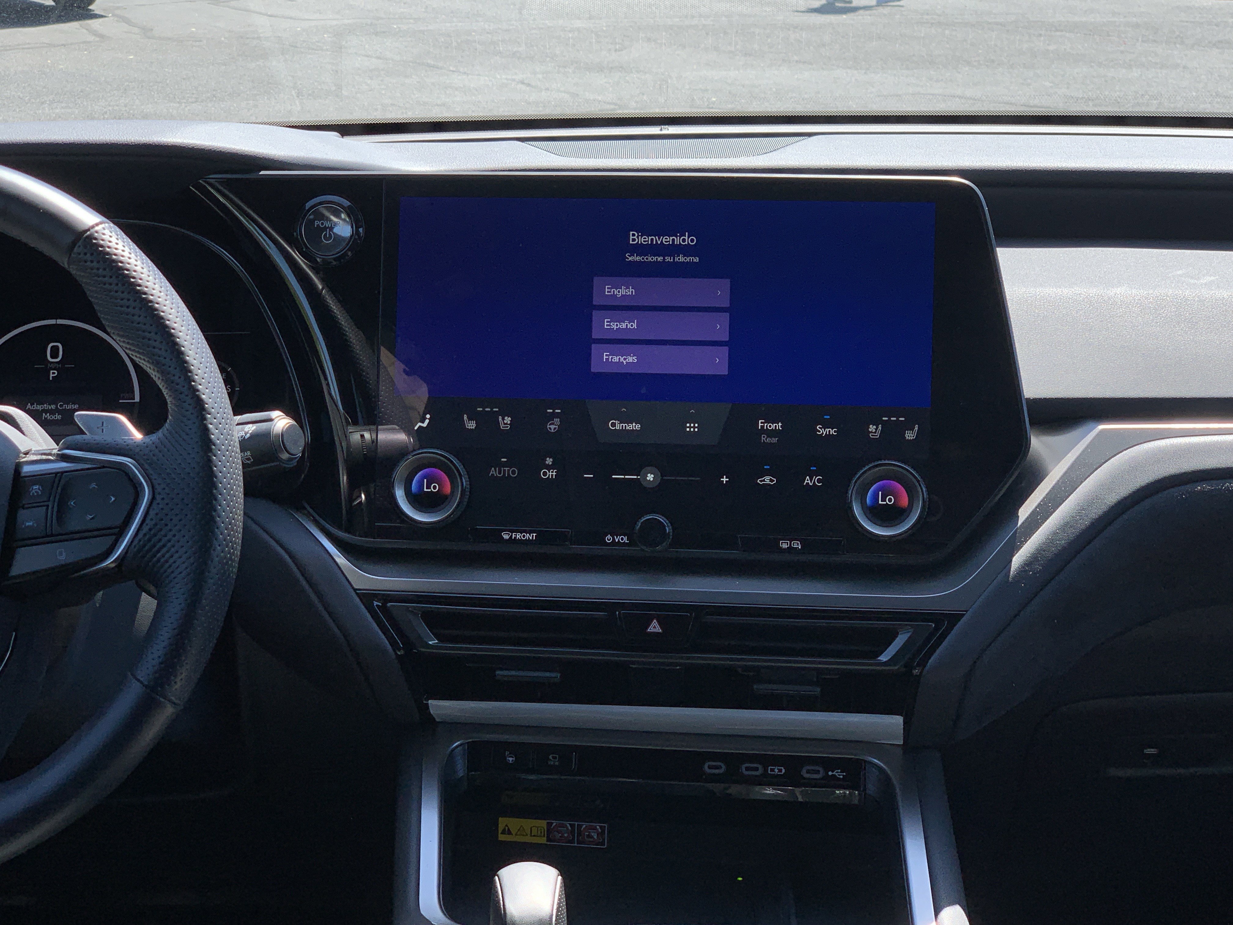 Used 2025 Lexus TX 500h AWD w/ Technology Package image 31
