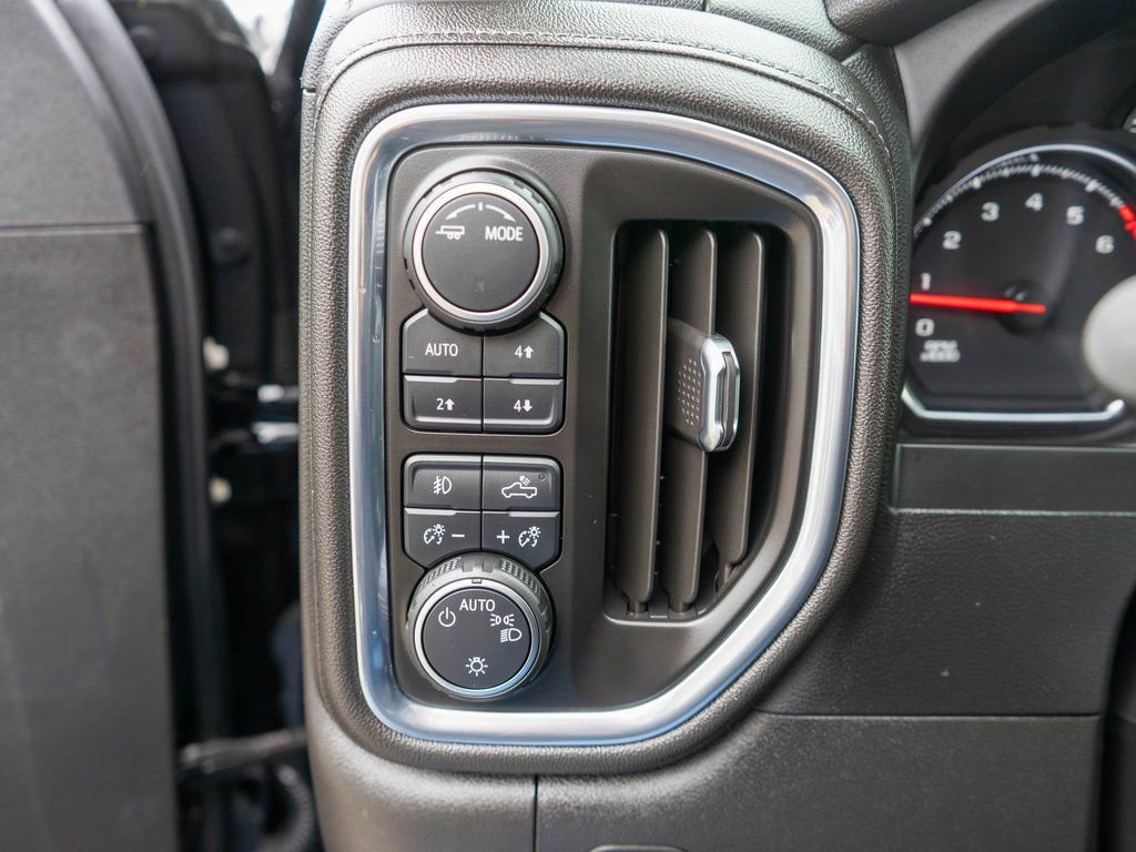 Used 2021 Chevrolet Silverado 1500 LT Trail Boss w/ Bed Protection Package image 17