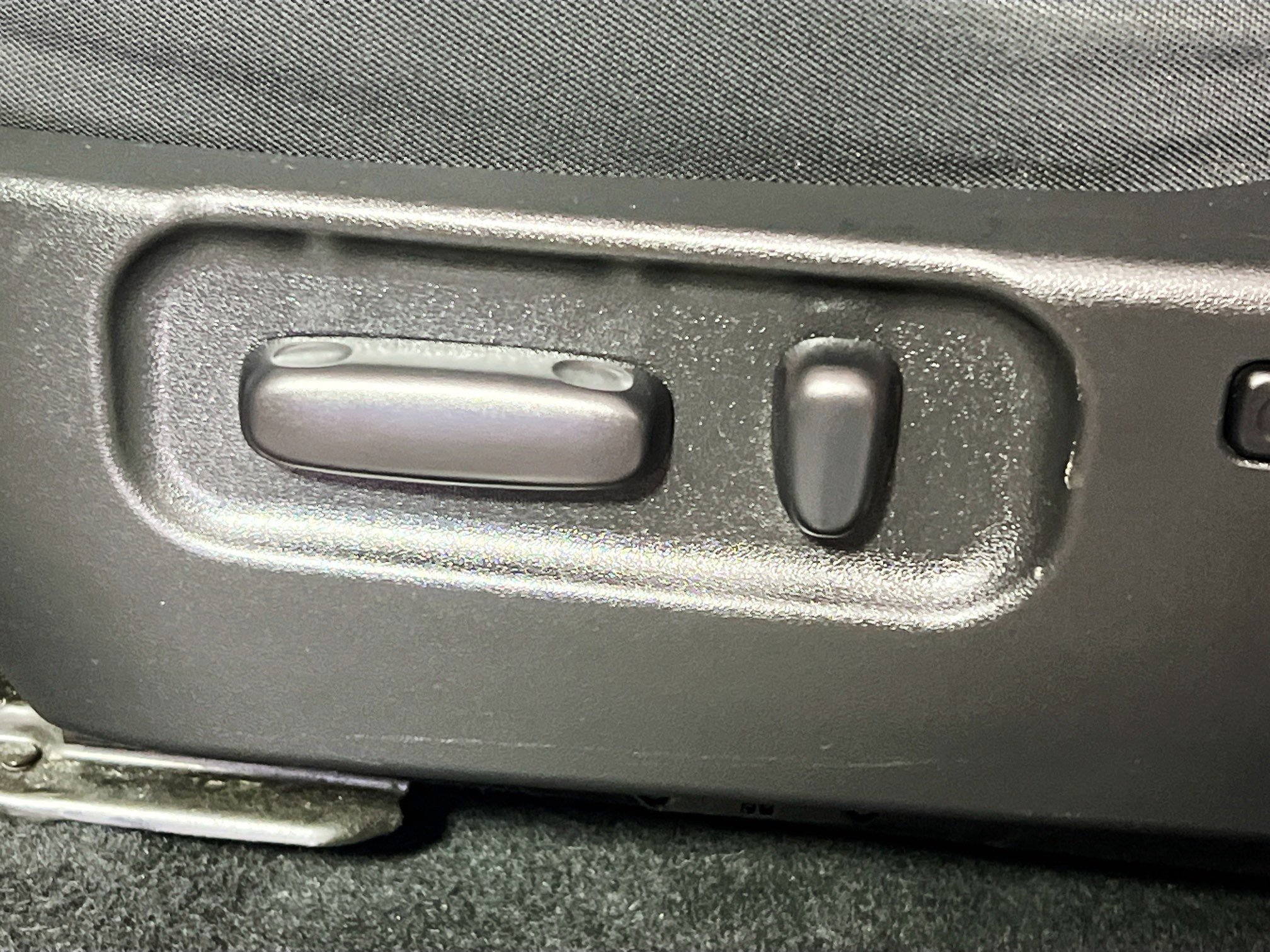 Used 2021 Toyota Tacoma TRD Off-Road image 15