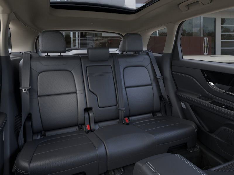 New 2026 Lincoln Corsair Premiere image 12