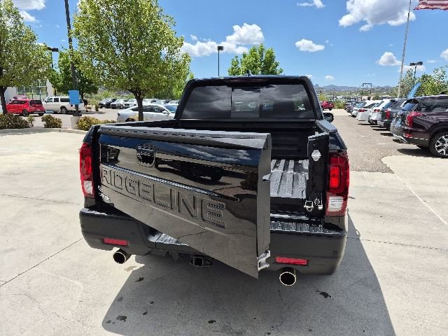 Used 2024 Honda Ridgeline Black Edition image 8