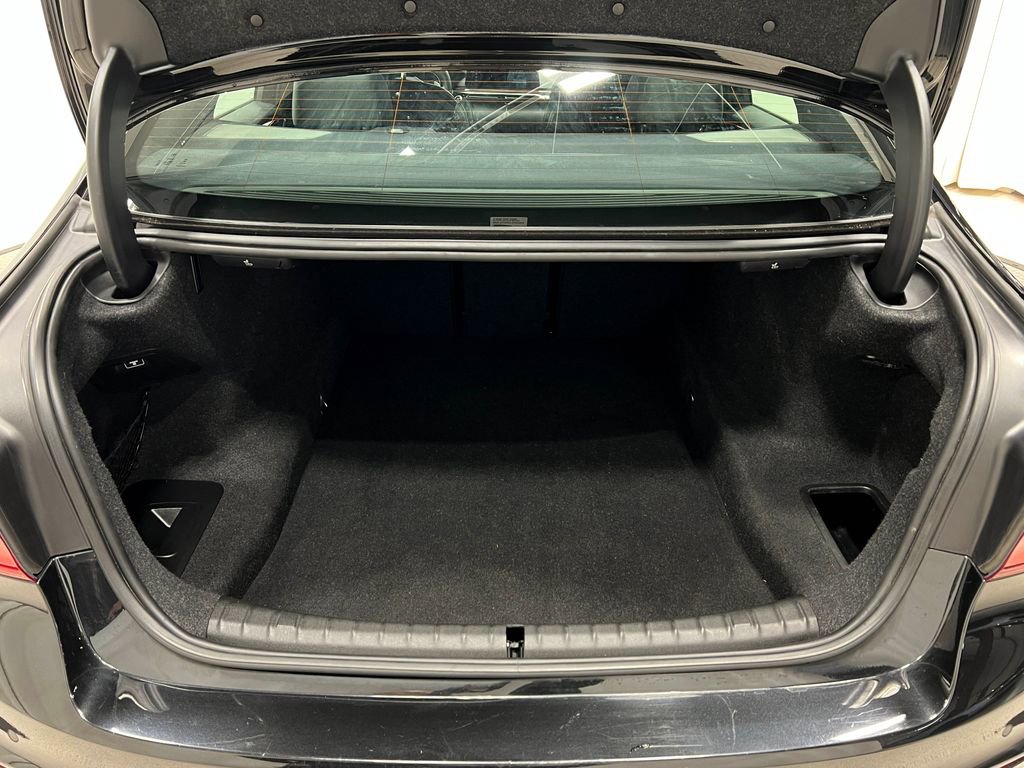 Used 2018 BMW M550i xDrive AWD/4WD image 29