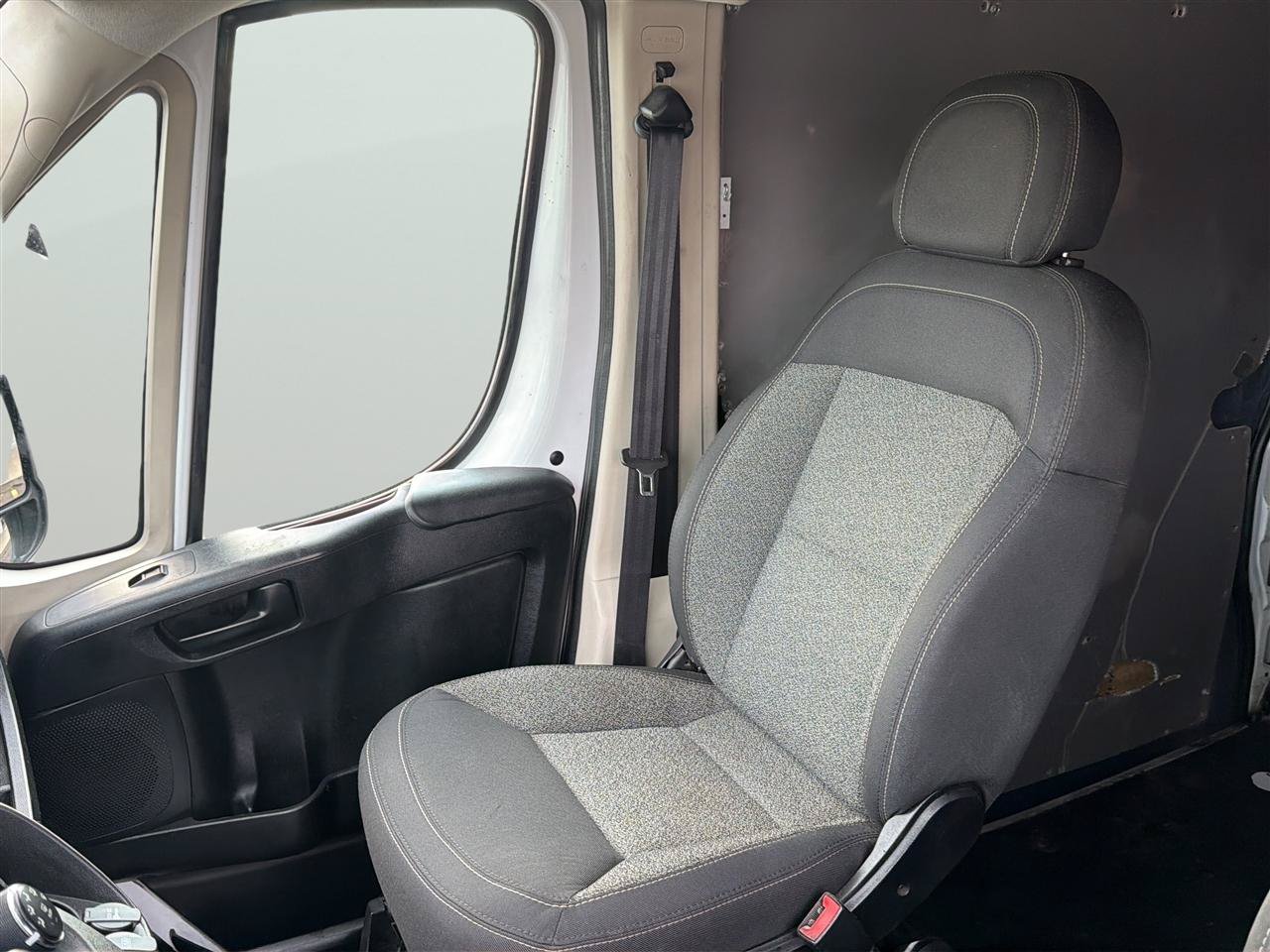 Used 2018 RAM ProMaster 2500 FWD image 13