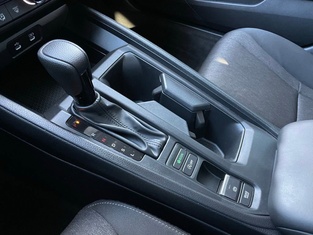 Certified 2025 Honda Accord SE image 19