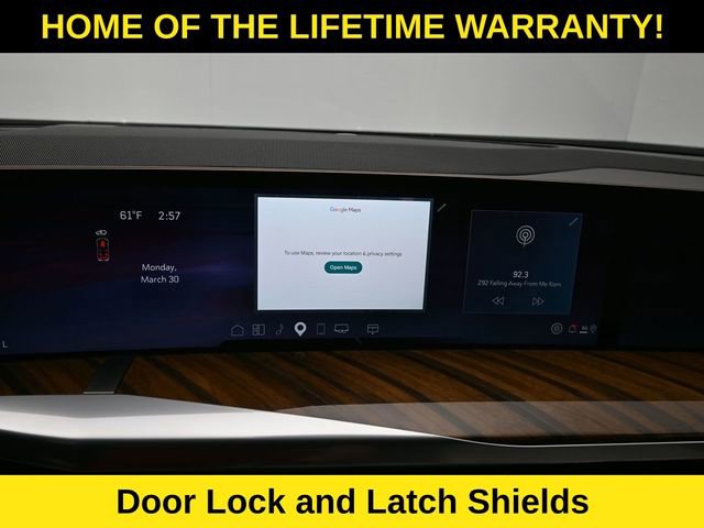 Used 2025 Cadillac Escalade Sport Platinum w/ LPO, Floor Liner Package image 31