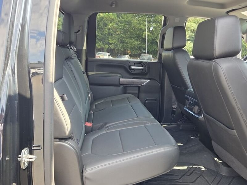 Used 2021 Chevrolet Silverado 2500 LTZ w/ LTZ Plus Package AWD/4WD image 17
