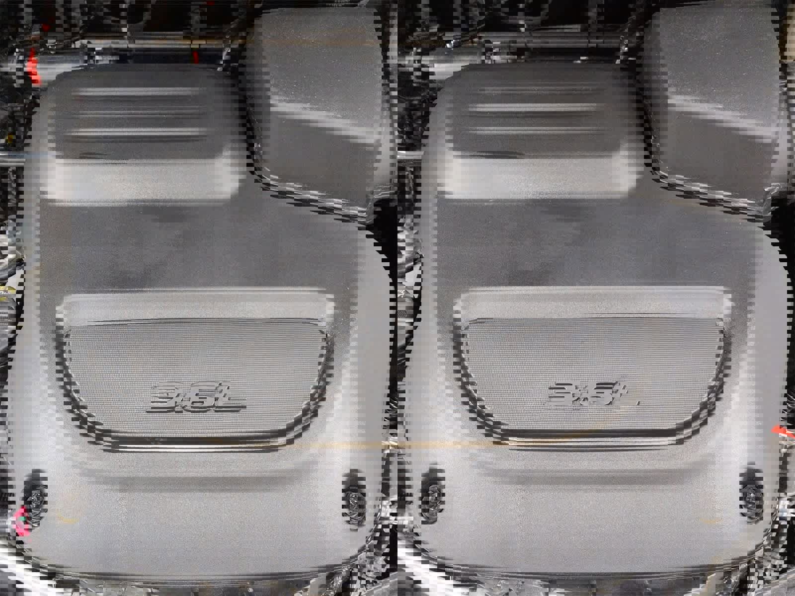 Used 2024 Chrysler Pacifica Limited image 15