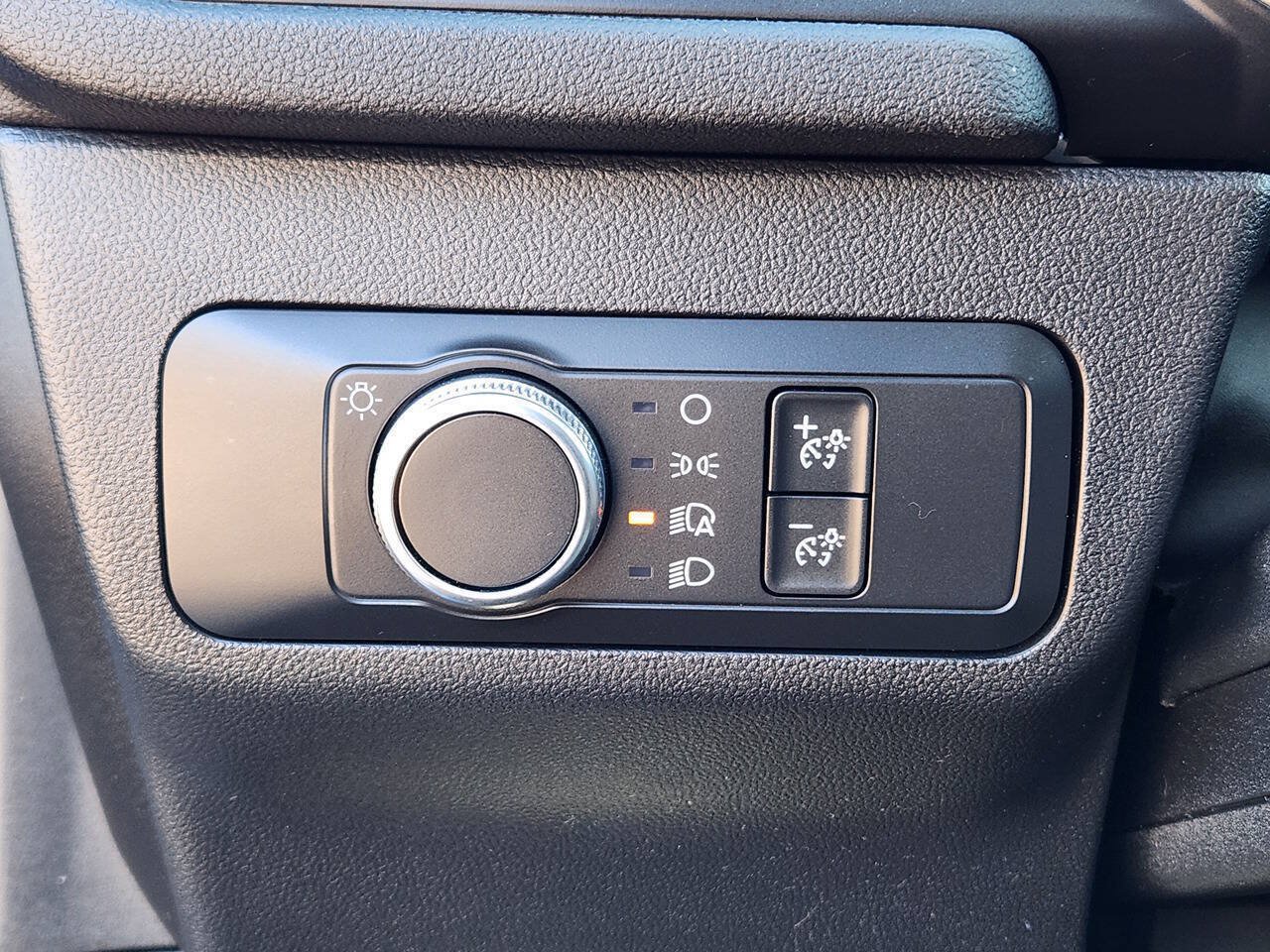 Used 2020 Ford Escape SE AWD/4WD image 20