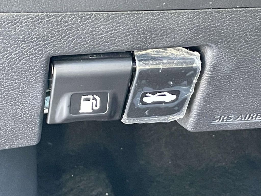 Used 2025 Nissan Kicks Play S image 16