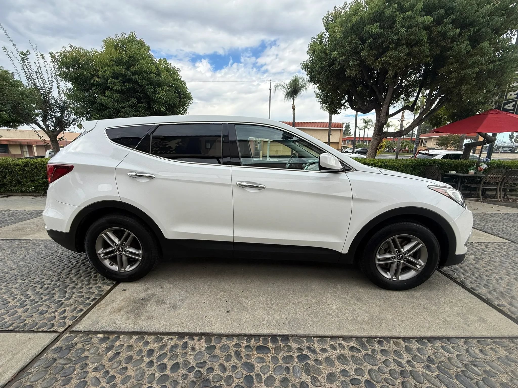 Used 2018 Hyundai Santa Fe Sport AWD/4WD image 4