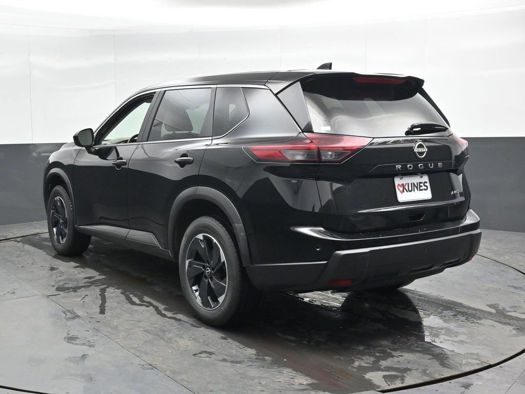 Used 2025 Nissan Rogue SV AWD/4WD image 11