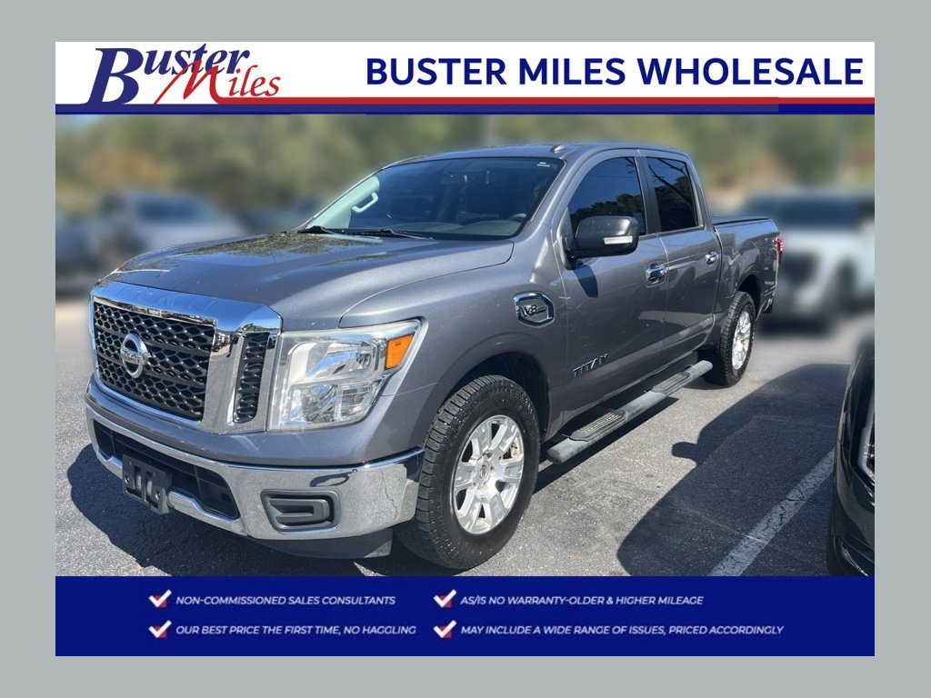 Used 2017 Nissan Titan SV RWD image 1