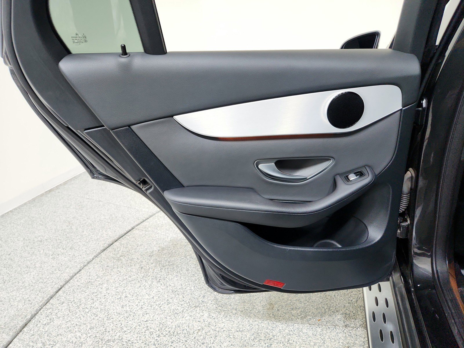 Certified 2022 Mercedes-Benz GLC 300 image 23