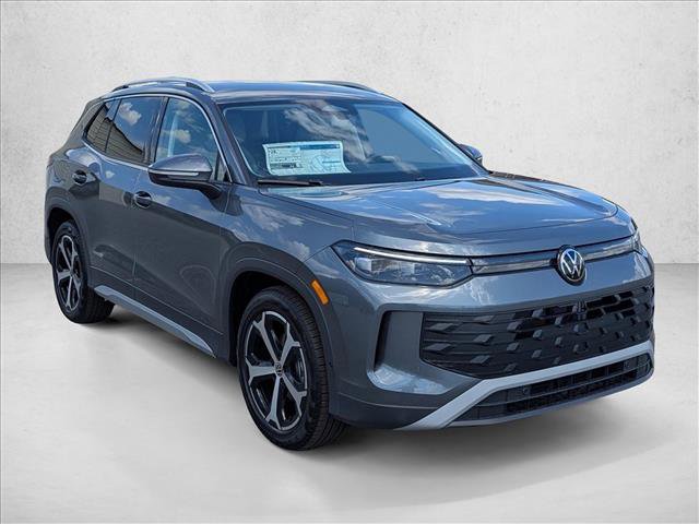 New 2026 Volkswagen Tiguan SE image 3