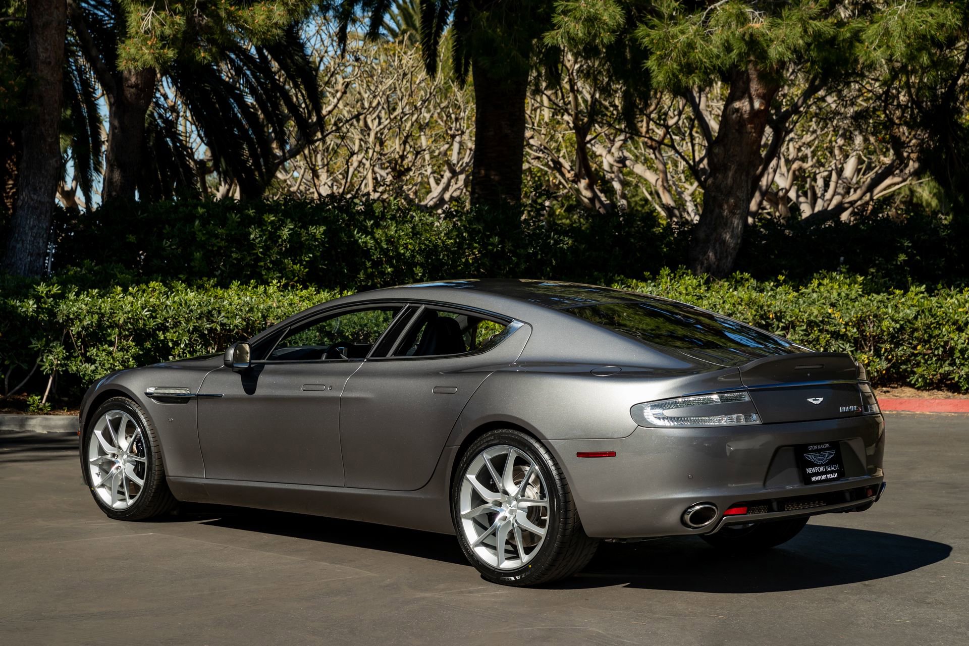 Used 2015 Aston Martin Rapide S RWD image 3