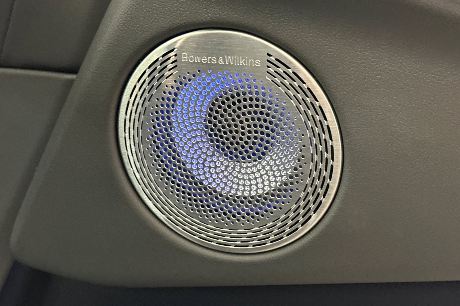 Certified 2023 BMW XM AWD/4WD image 21
