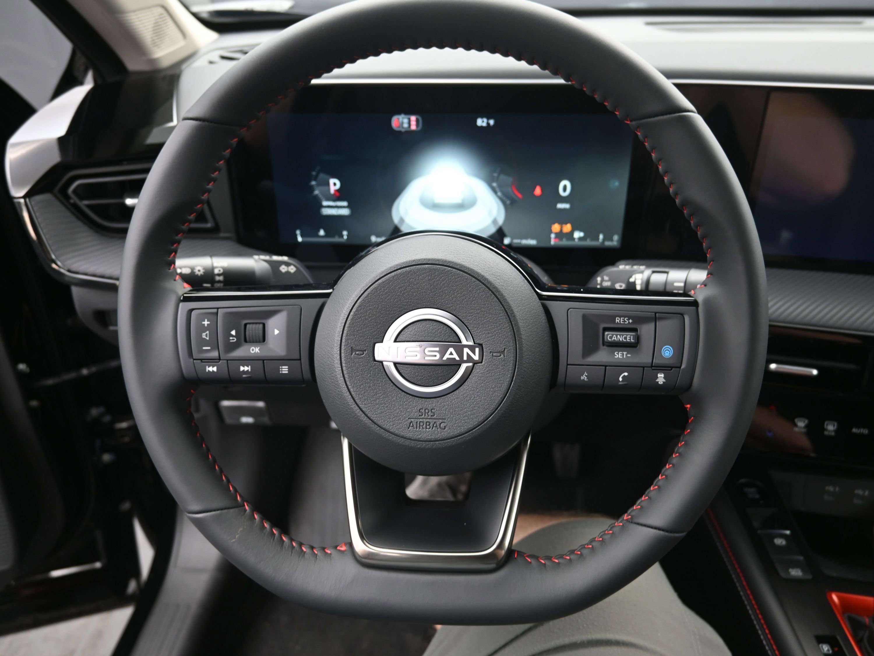 New 2026 Nissan Kicks SR image 14