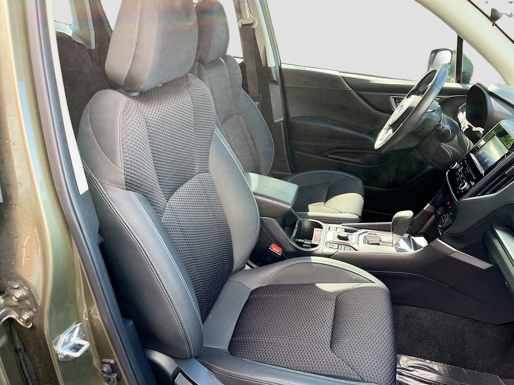 Used 2023 Subaru Forester Premium image 29