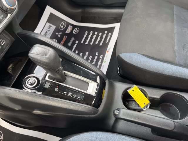 Used 2024 Nissan Versa SV FWD image 20