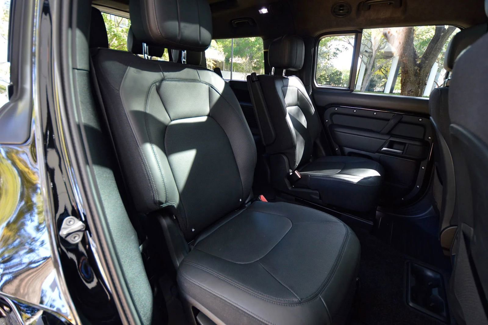 Used 2025 Land Rover Defender 130 V8 image 62