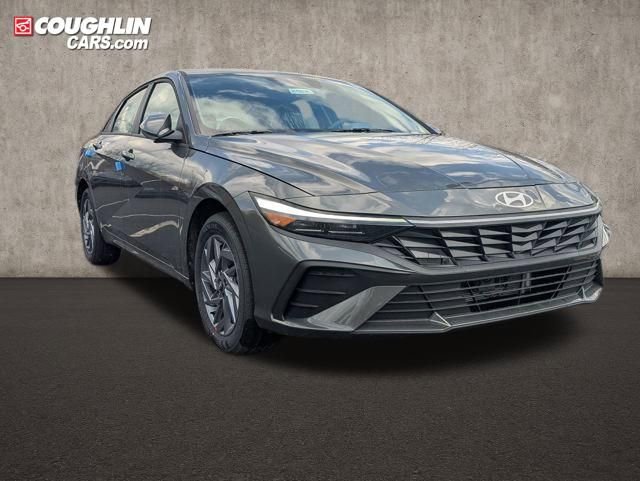 New 2026 Hyundai Elantra Blue
