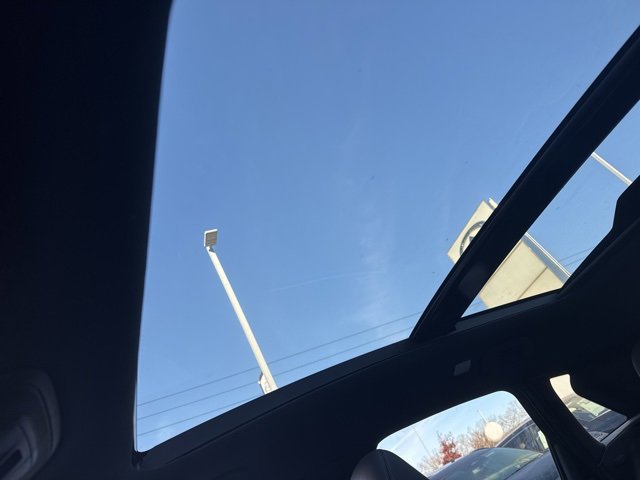 Certified 2022 INFINITI QX50 Luxe w/ Appearance Package image 22