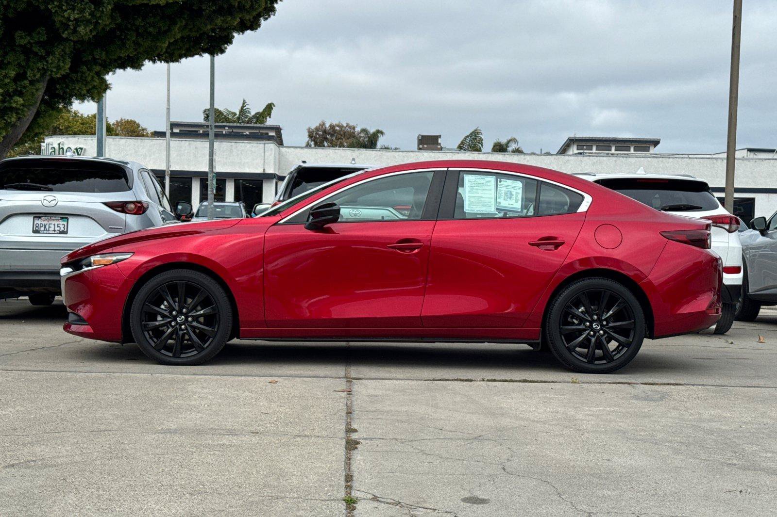 Used 2024 MAZDA MAZDA3 s FWD image 9