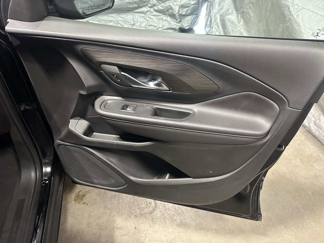 Used 2023 GMC Terrain SLE w/ Driver Convenience Package image 7