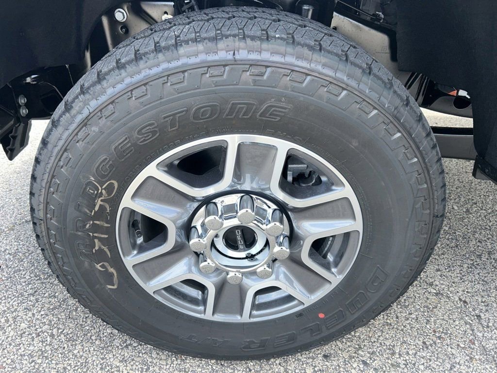 New 2026 Ford F250 Lariat w/ FX4 Off-Road Package image 41