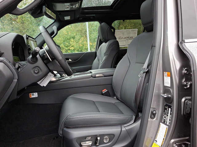 New 2026 Lexus LX 700h Luxury AWD/4WD image 8