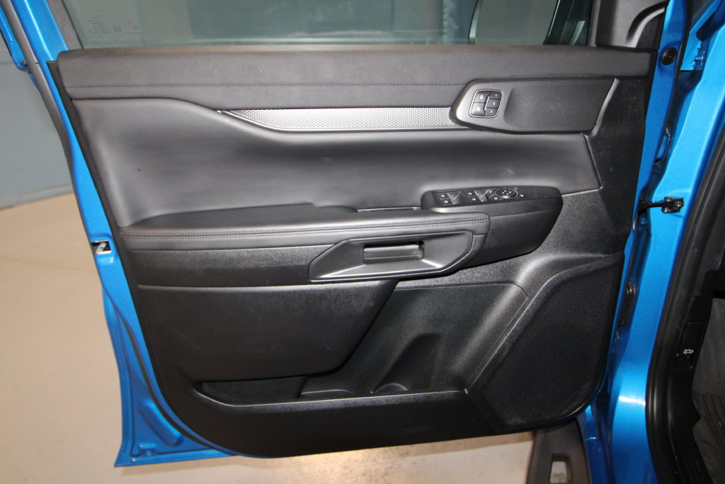 Used 2025 Ford Ranger Raptor AWD/4WD image 5