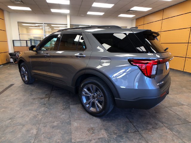 New 2027 Ford Explorer Active AWD/4WD image 5