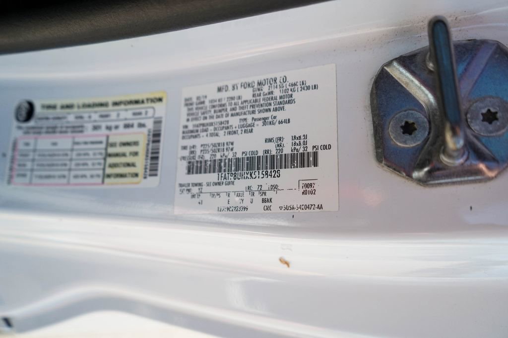 Used 2019 Ford Mustang Premium RWD image 36