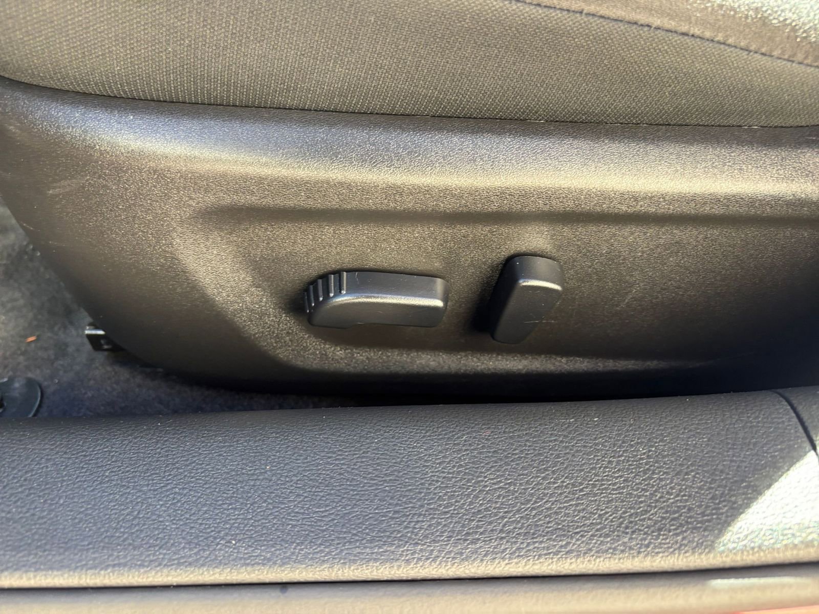 Used 2025 Nissan Altima 2.5 SV image 23