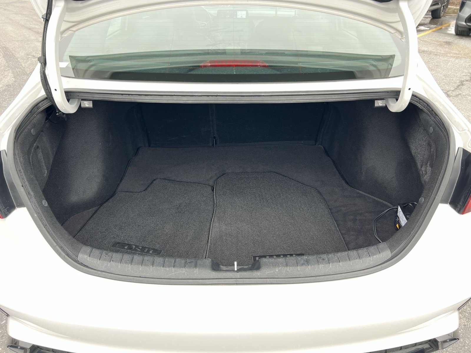 Used 2023 Kia Forte GT-Line w/ GT-Line Technology Package image 24