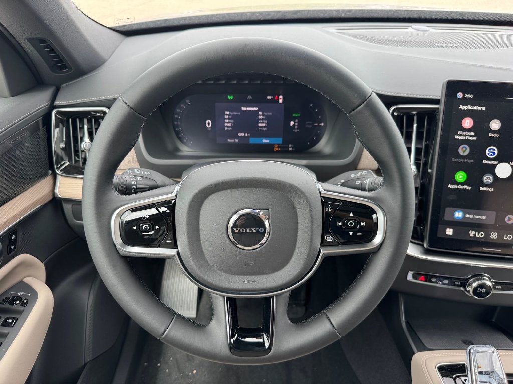 New 2026 Volvo XC90 T8 Plus w/ Protection Package Premier AWD/4WD image 12