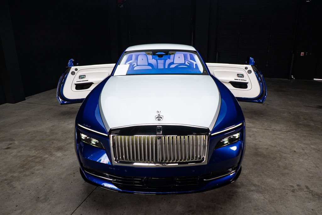 Used 2024 Rolls-Royce Spectre w/ Spectre Launch Package AWD/4WD image 63