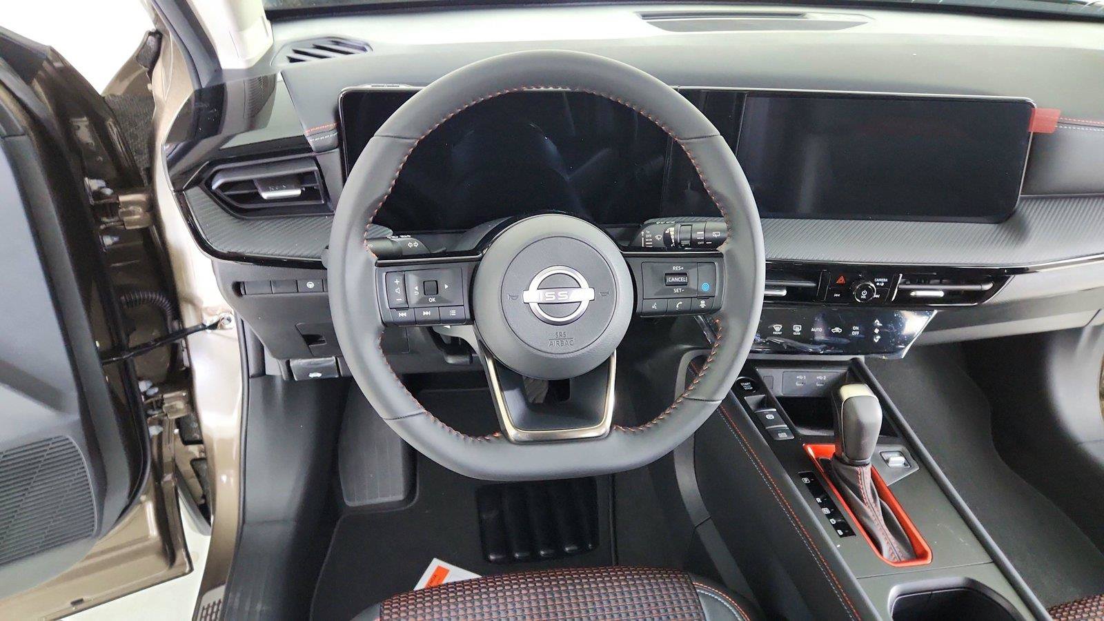 Used 2026 Nissan Kicks SR w/ Illumination Package AWD/4WD image 18