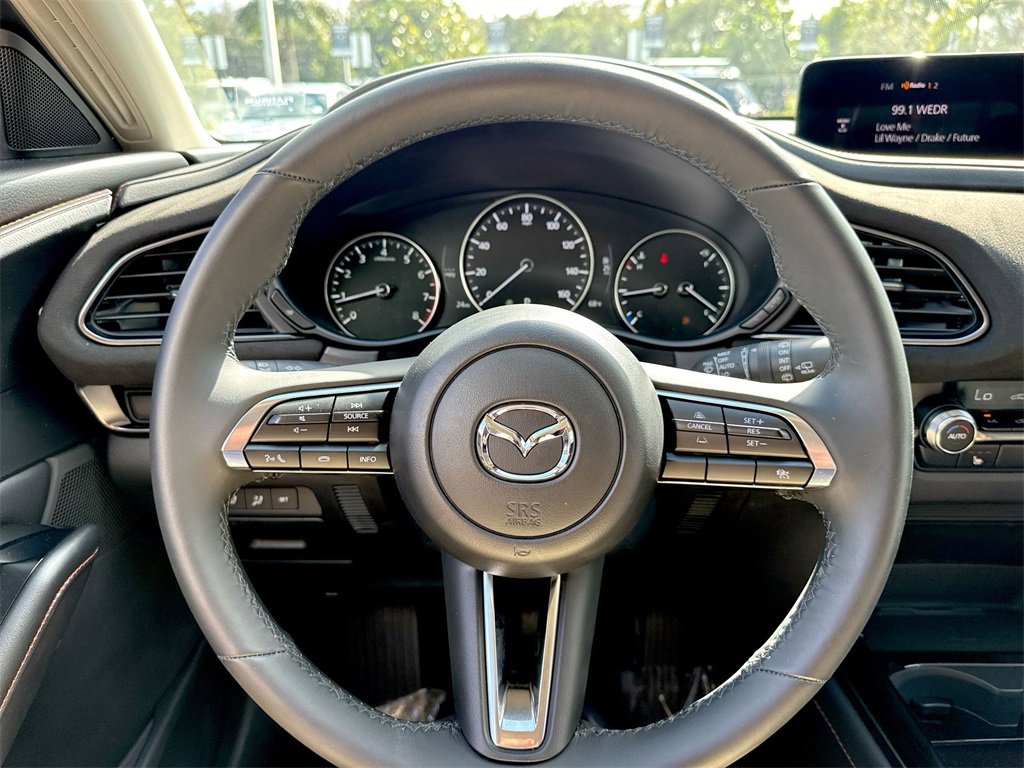 New 2024 MAZDA CX-30 Carbon image 49