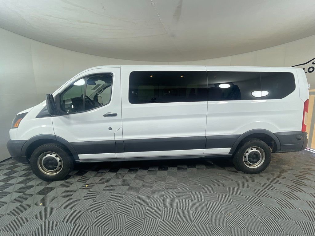 Used 2018 Ford Transit 350 XL image 3