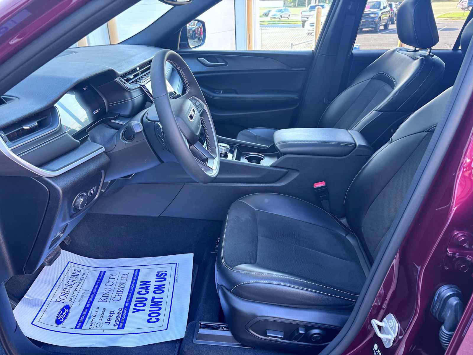 Certified 2024 Jeep Grand Cherokee Altitude image 11