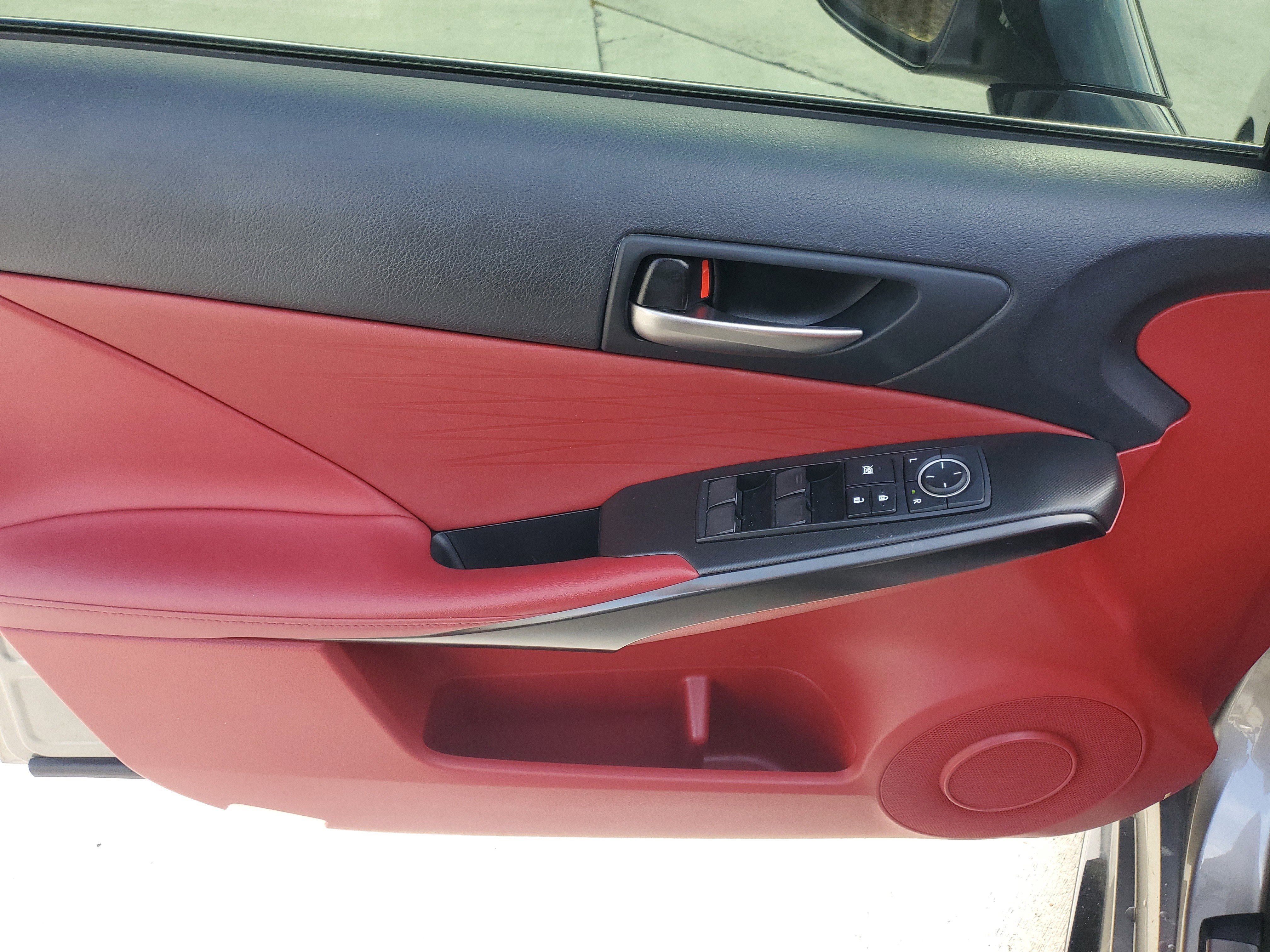 Certified 2022 Lexus IS 350 F Sport image 19