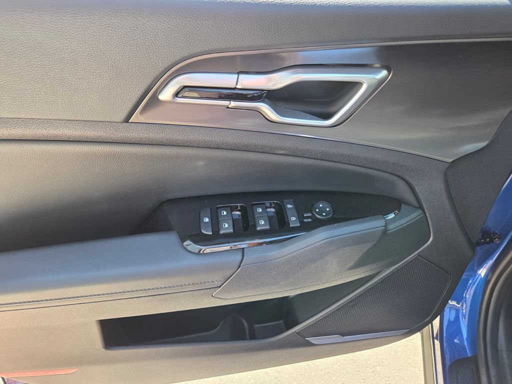 Used 2024 Kia Sportage EX FWD image 20