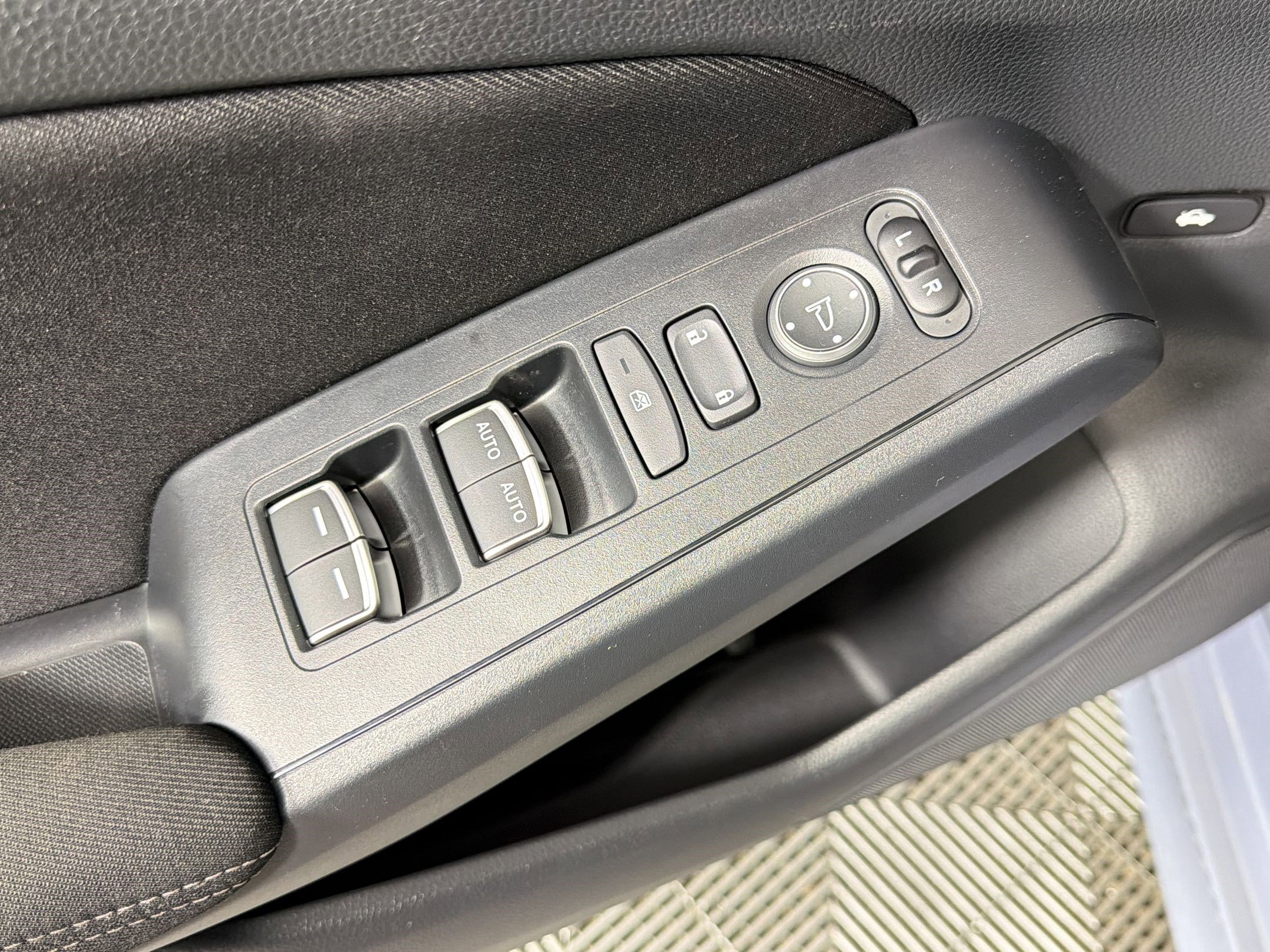 Used 2024 Honda Civic Sport image 18