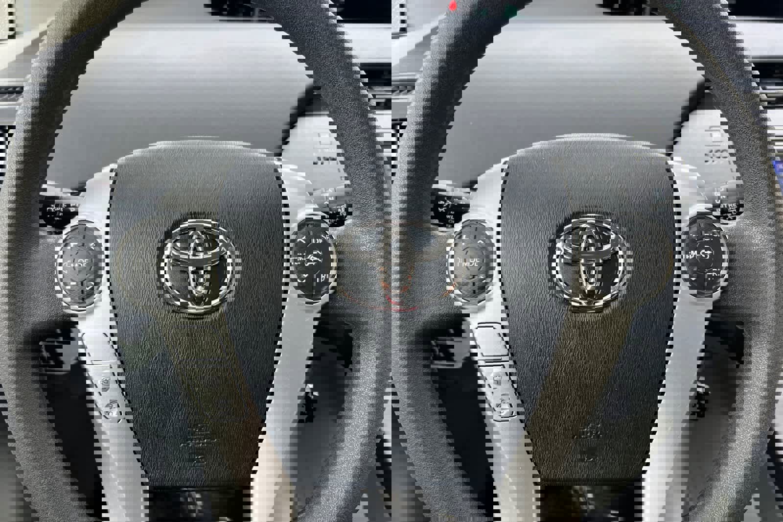 Used 2013 Toyota Prius Two image 23