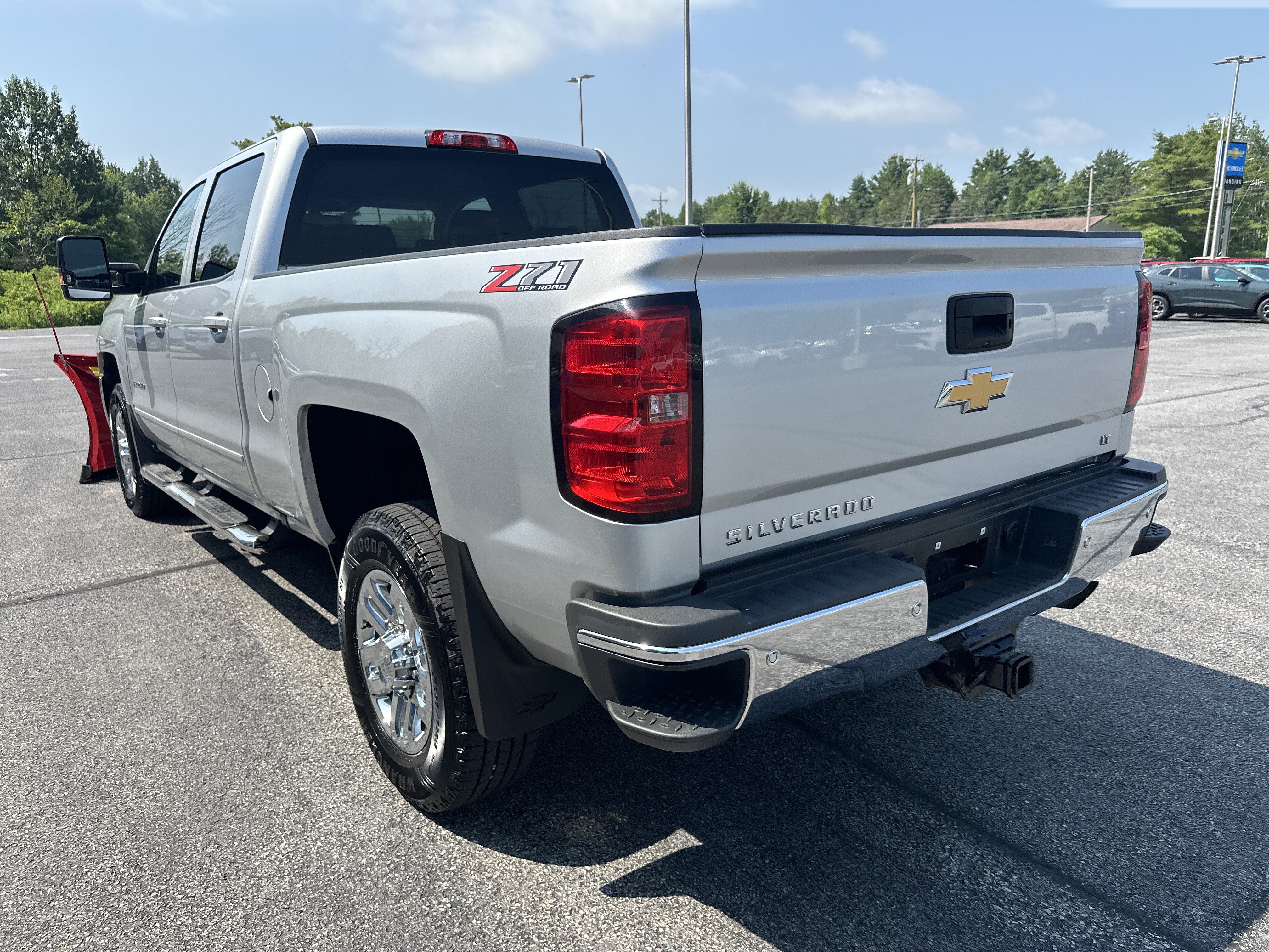 Certified 2019 Chevrolet Silverado 2500 LT w/ LT Convenience Package AWD/4WD image 9