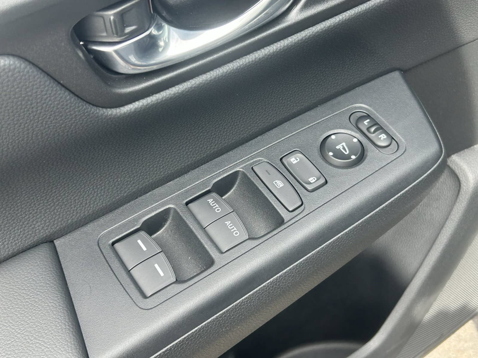 Certified 2026 Honda CR-V EX image 26