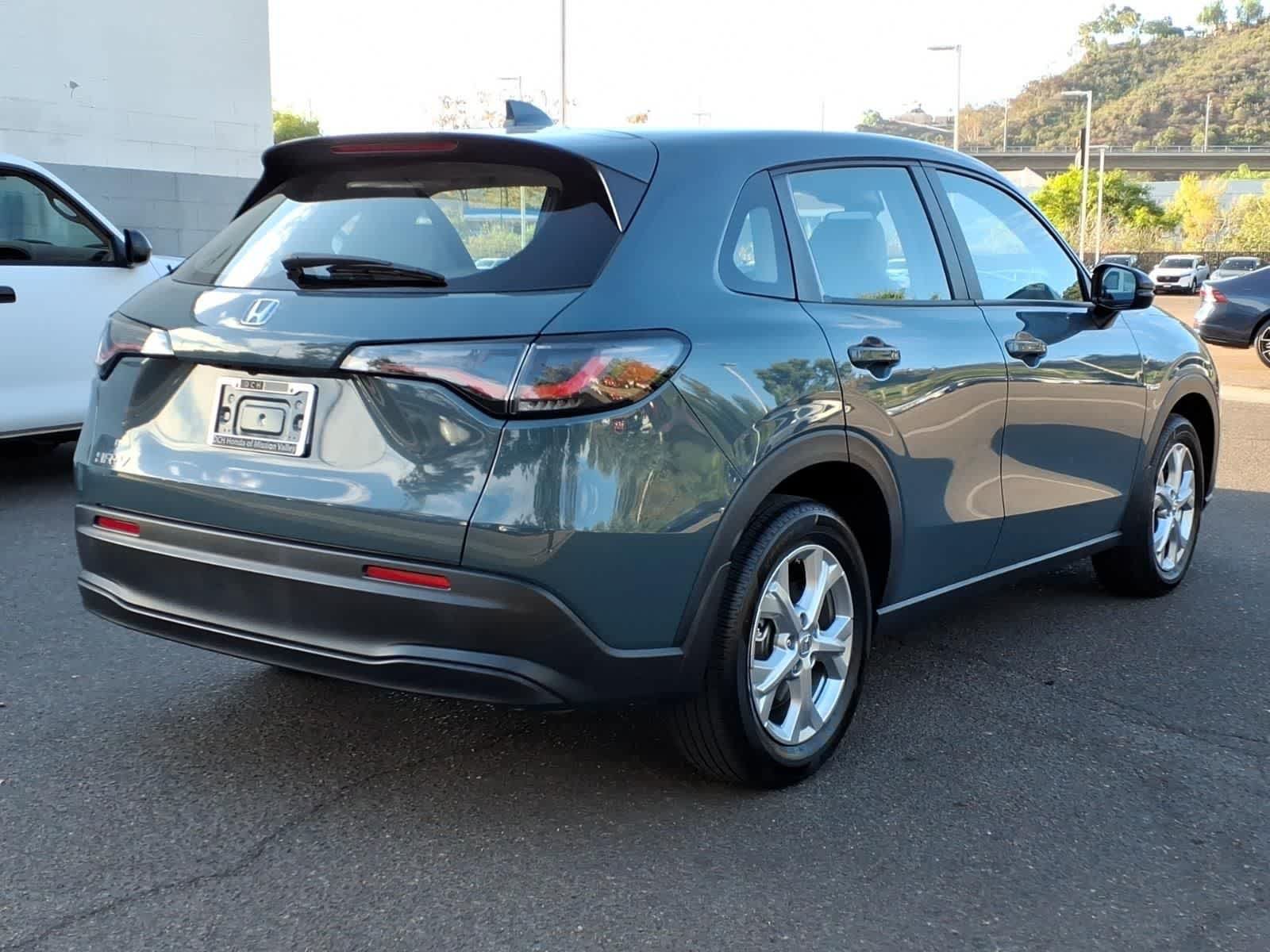 Used 2024 Honda HR-V LX image 4
